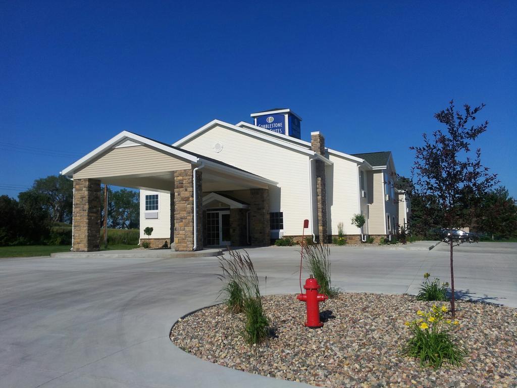 Cobblestone Inn & Suites - Hartington Экстерьер фото
