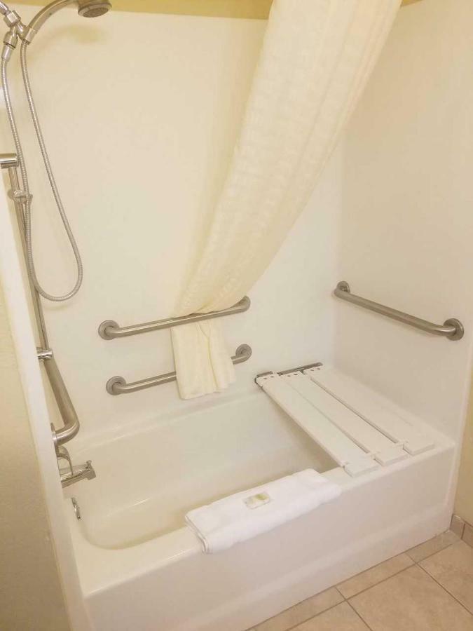 Cobblestone Inn & Suites - Hartington Экстерьер фото